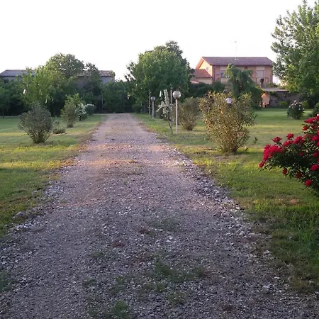 Casa Di Campagna Apartment